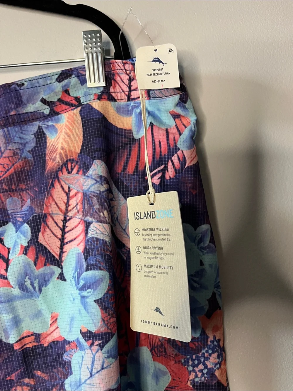 Tommy Bahamas Baja Techno Flora Hybrid Board Short XXL floral Hawaiian swim